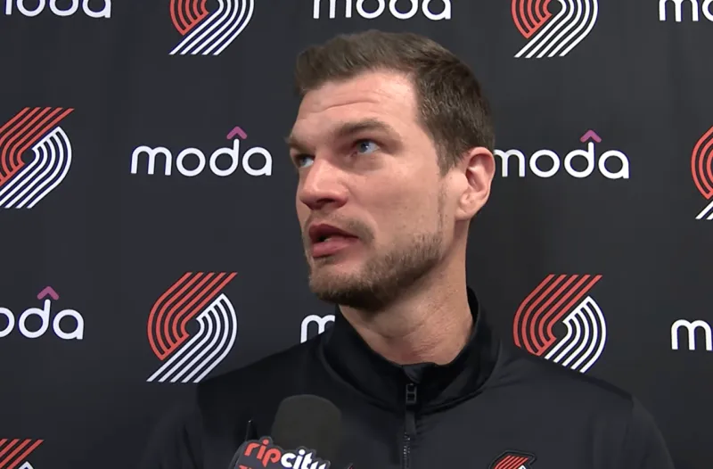 爱游戏网页版-斯普利特采访全文：76人很有韧性，我们没能匹配上对抗强度